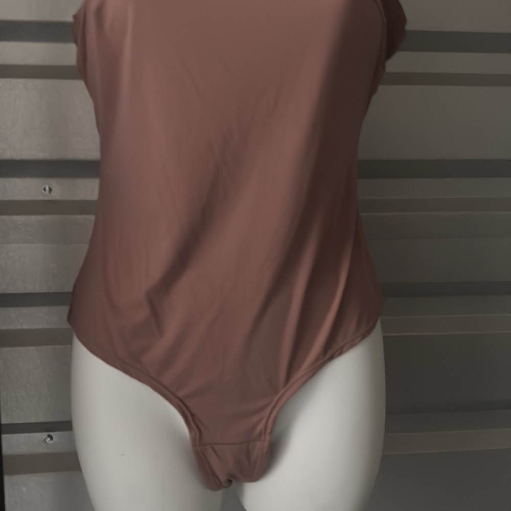 Out from under urban outfitters spandex blend body suit, Size M - Picture 2 of 5